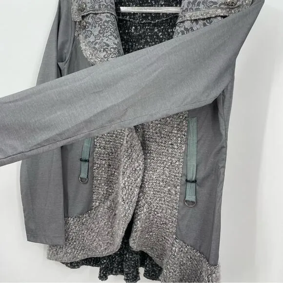 Forla Paris Cardigan Size Medium Floral Boho Metallic Gray Ruffle‎ Asymmetrical - Image 7