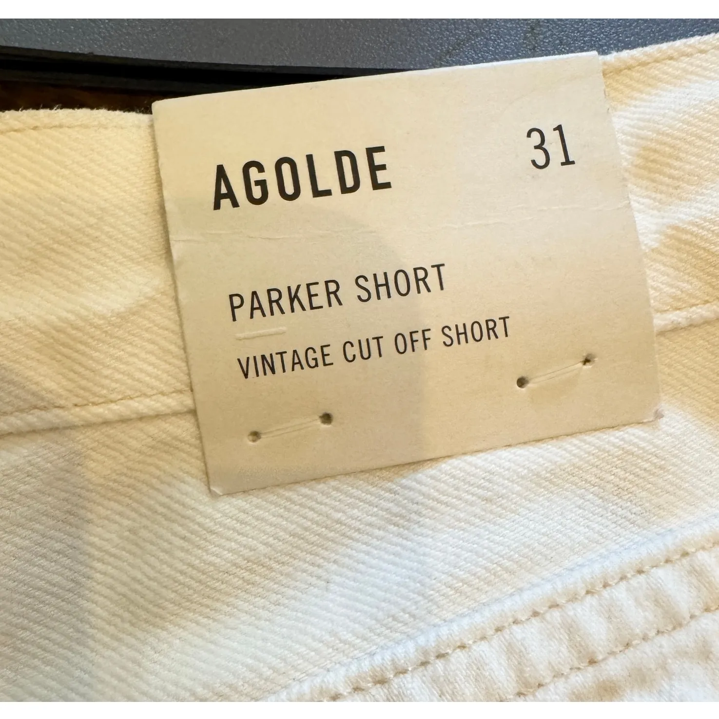NWT AGOLDE White Parker Vintage Cut Off Short Button Fly Size 31 - Image 4