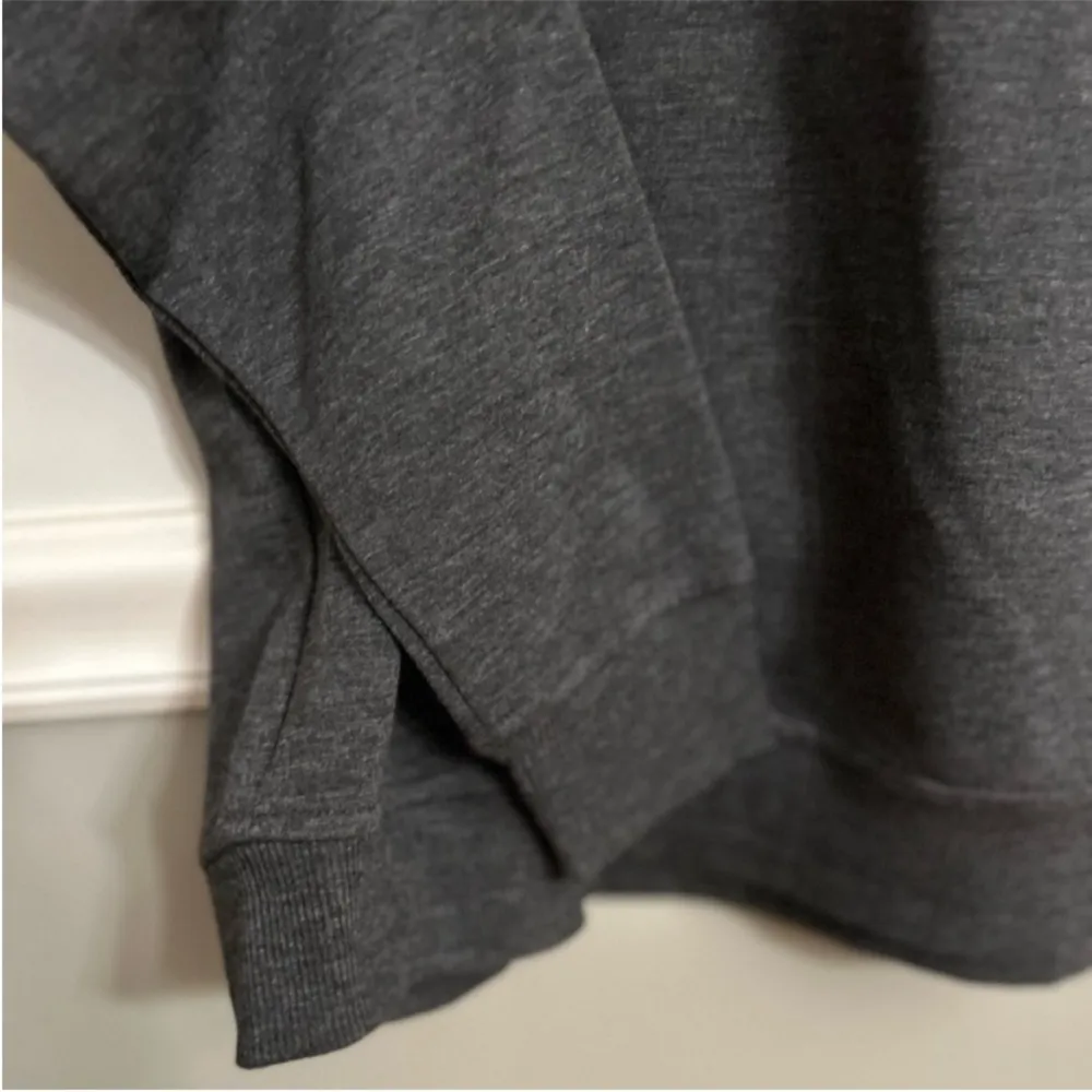 Women’s Rae Dunn Charcoal Grey Sweatshirt with Ankle Socks Size Small - Image 6