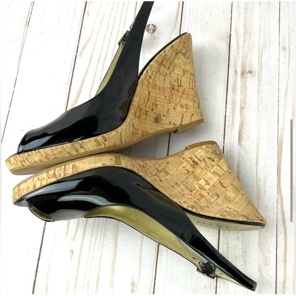 patent leather wedge heel sandals - size 8.5 - Image 5