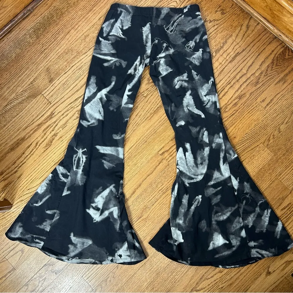 The Om Collection | Isabel Pant Crystal Tie Dye Bell Bottom Yoga Pants Size L Black Size L - Image 5