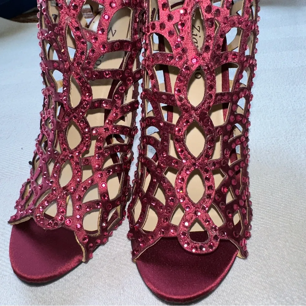 Zigi, Soho Duren cranberry red glittered bootie heels women’s size 7.5. - Image 7