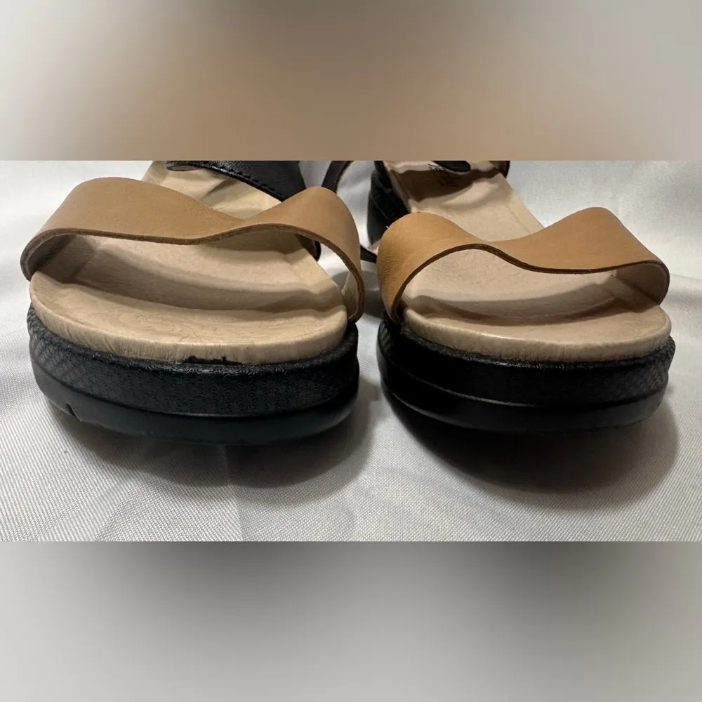 Jambi Cape May Sandel Size 10M Like New - Image 7