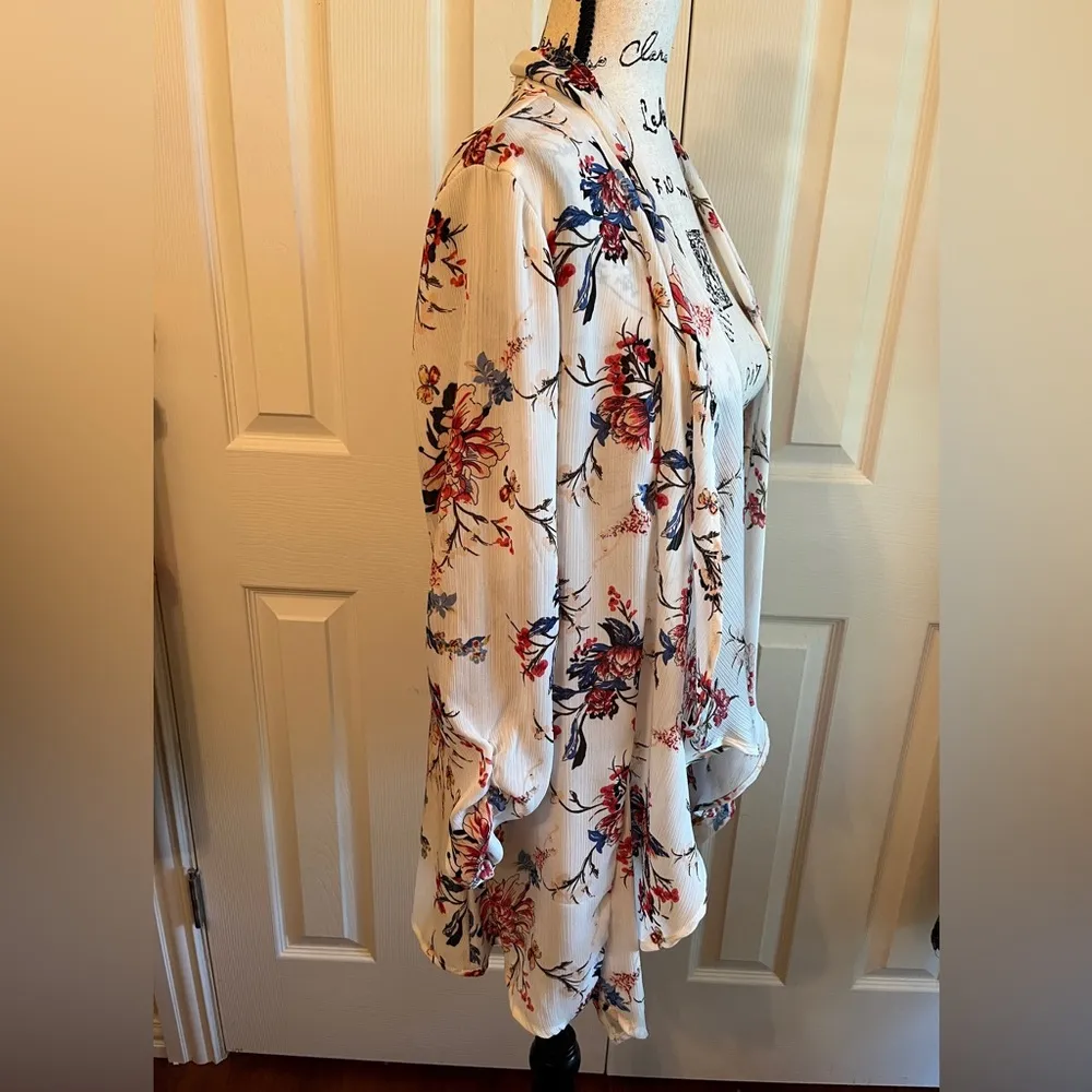 Kaii Los Angeles NWT Ivory Floral Kimono Jacket Size M White Size M - Image 2