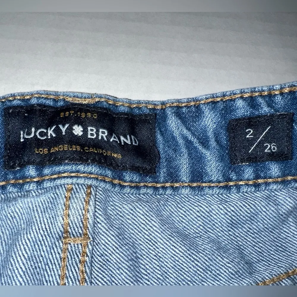 - The Cut Off Jean Distressed Raw Hem Shorts size 2/26 - Image 3