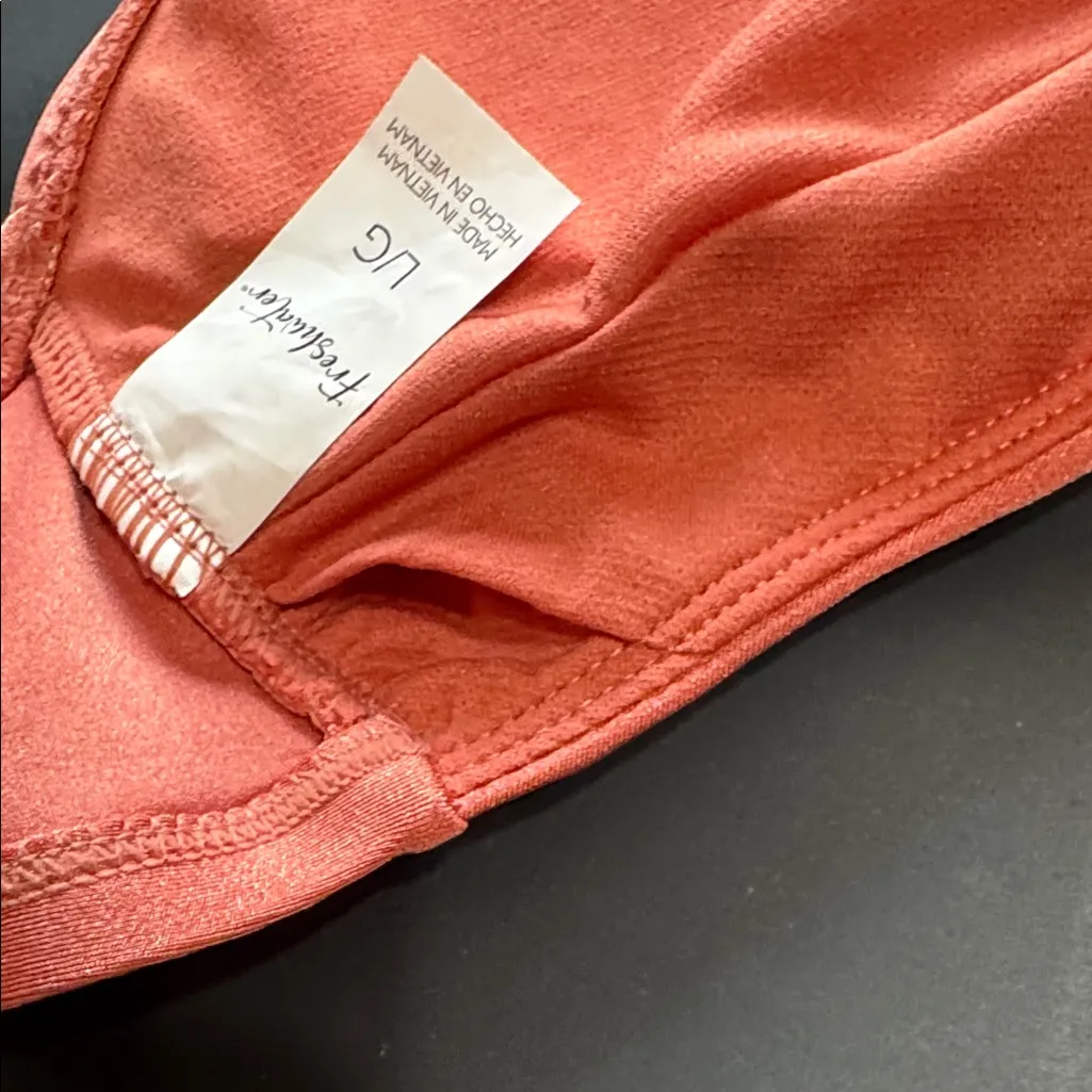 Elegant Coral Knot - Image 7