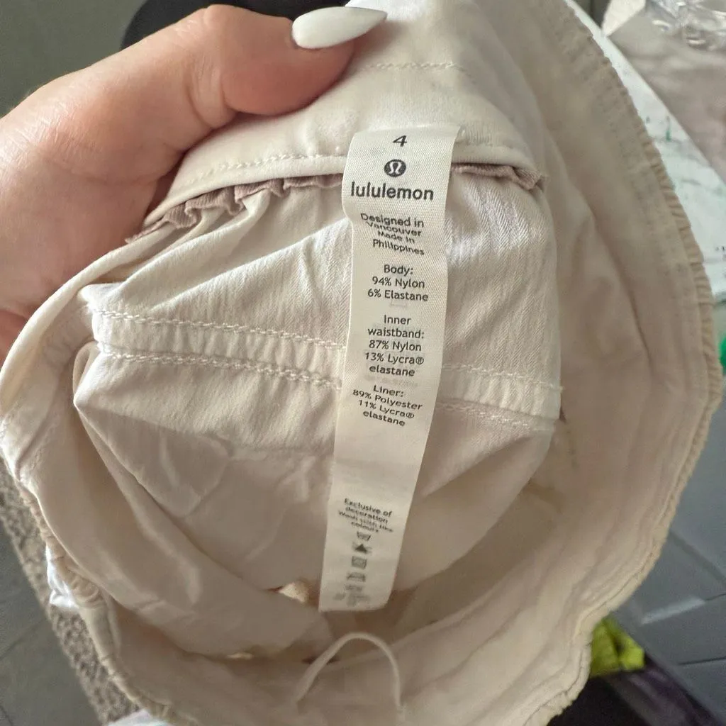 Lululemon Women’s 4 Cream Off White Athletic Shorts - Image 6