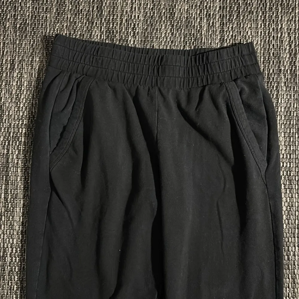 Alo yoga sweatpant joggers - Image 3