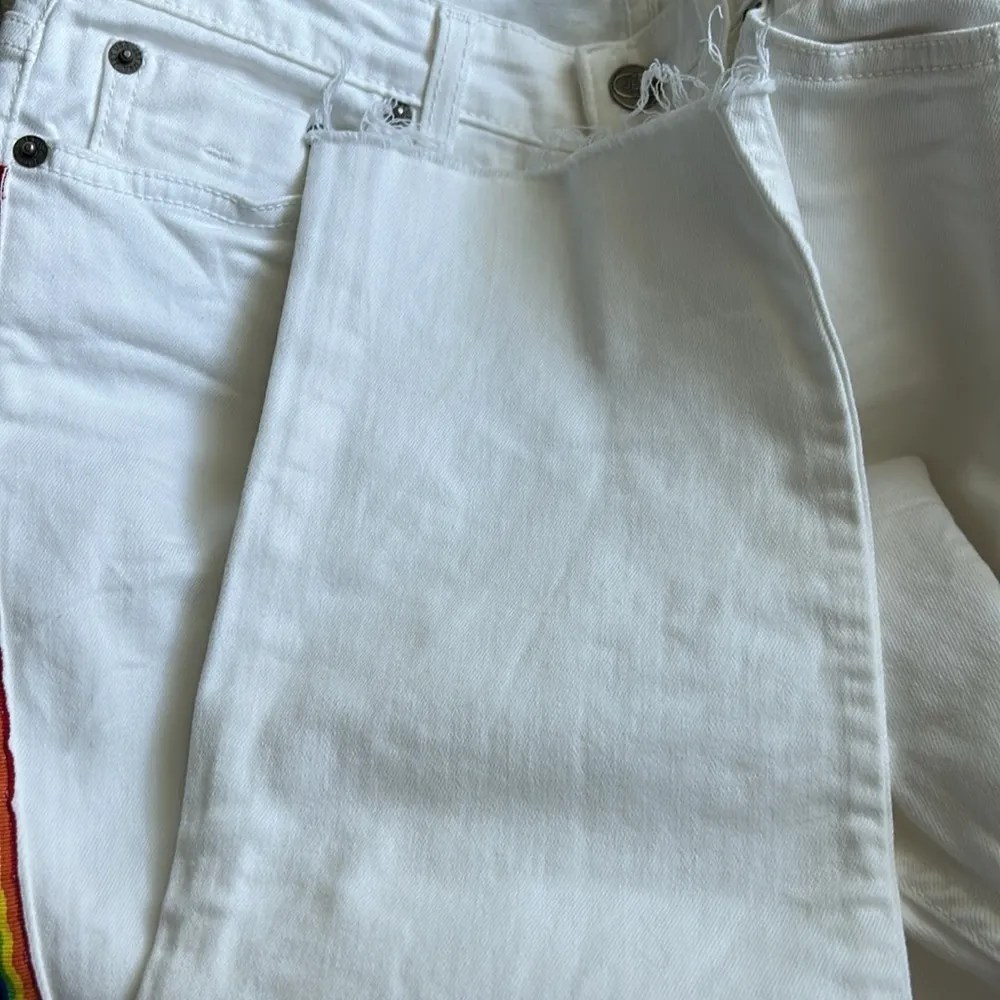 JET Rainbow Stripe White Raw Edge Ankle Jeans 6 - Image 9