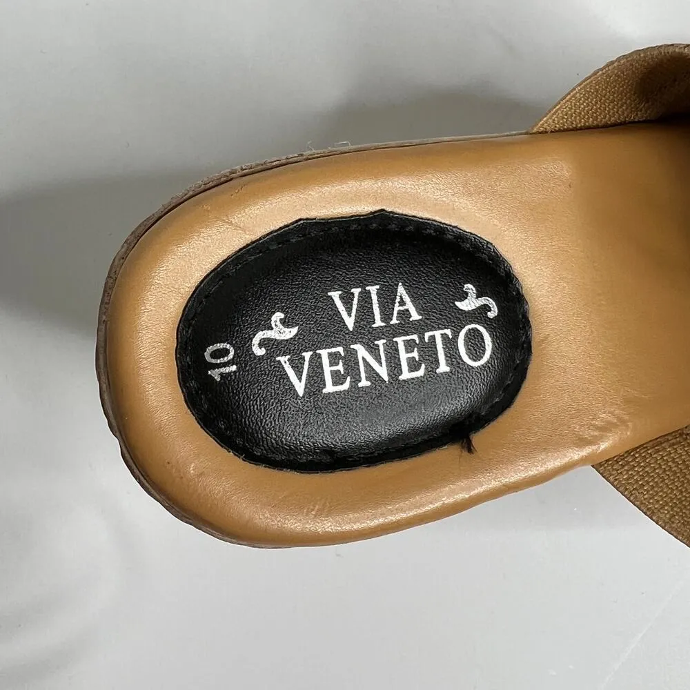 Via Veneto Slip On Wedge Sandals Tan Black Flower Size 10 - Image 3