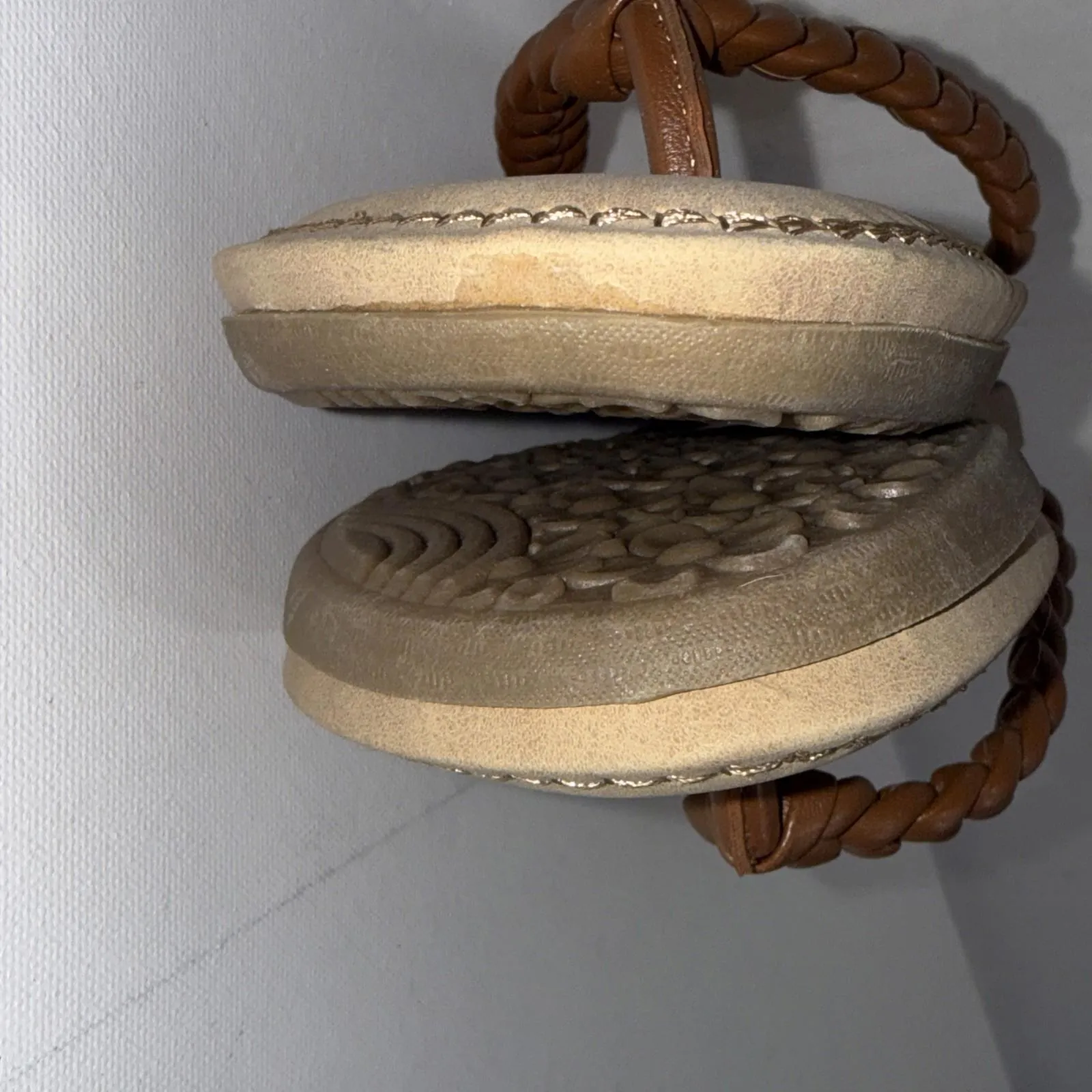 CLIFFS WHITE MOUNTAIN Gorpcore Freedom Sandal Brown Faux Suede Flip Flops Sz 8 - Image 12