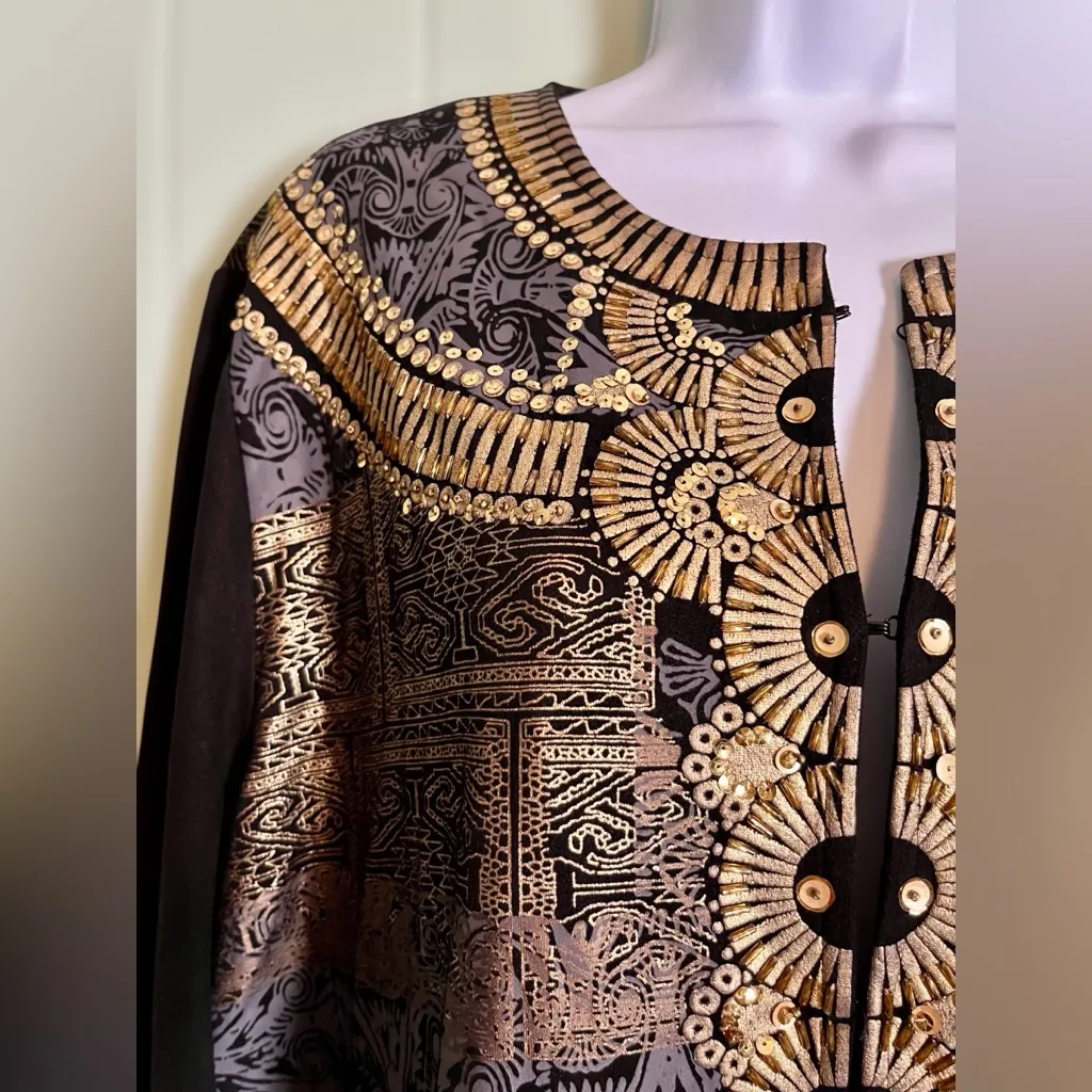 Chicos Gold & Black Mixed Media Embellishment Jacket Egyptian Pattern. Size XL - Image 3