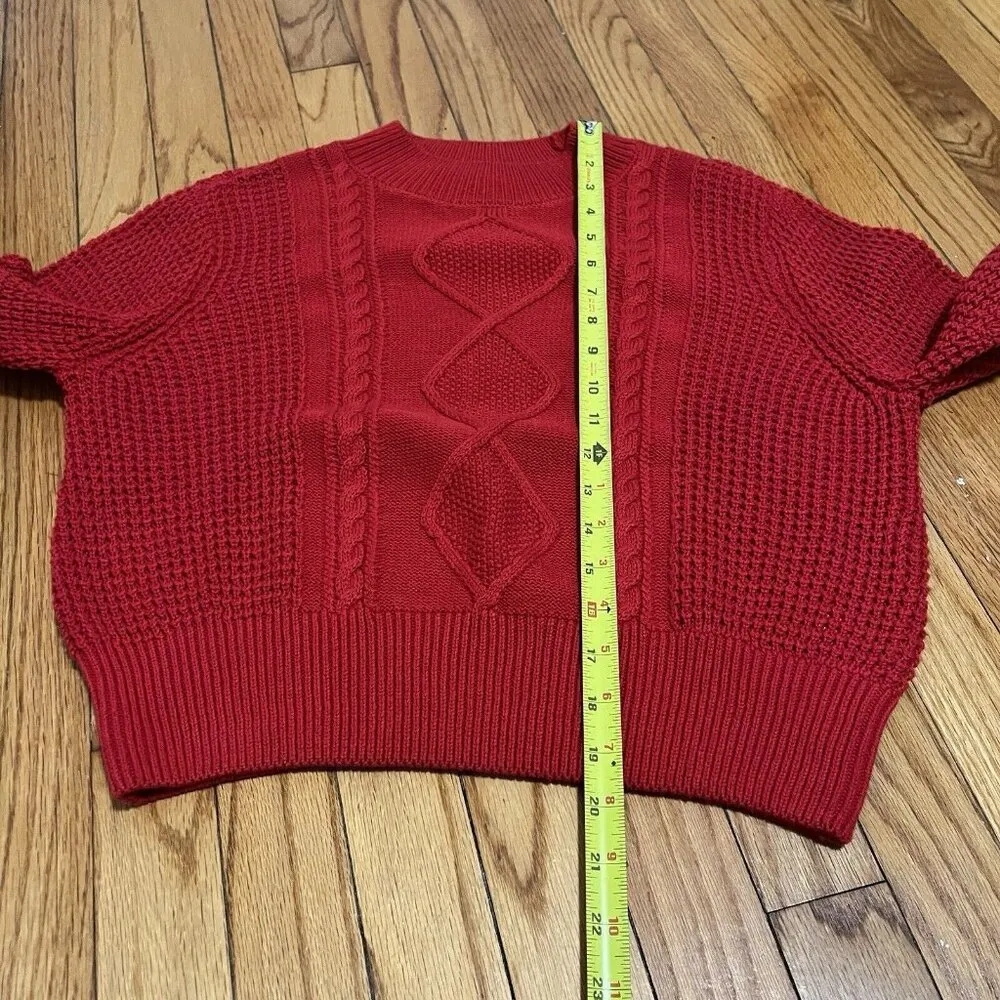 Shona Joy Red Warner Cropped Cable‎ Knit Sweater Size Medium - Image 3