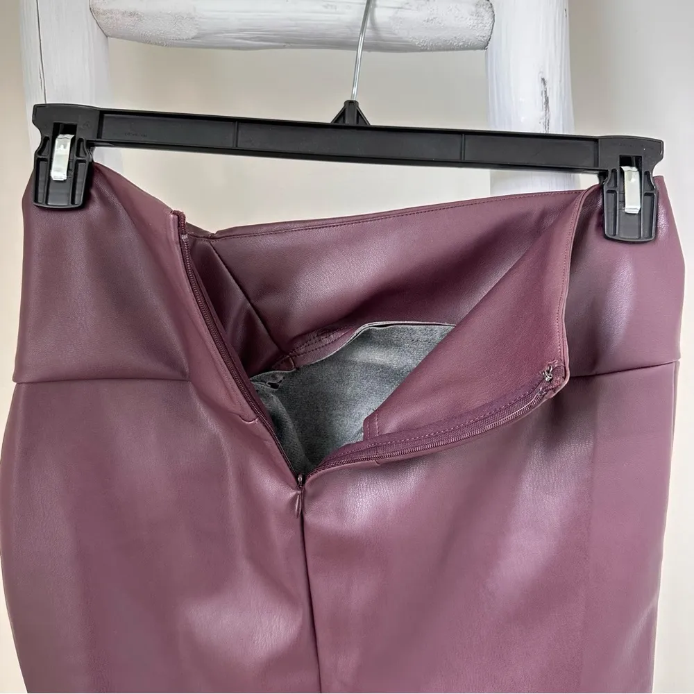 Women’s Gameday Dancing Queen Faux Leather Mini Skirt Eggplant Color SZ S - Image 5
