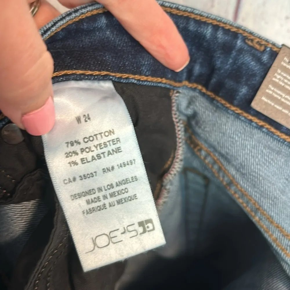 NWT Joe’s The Niki Distressed Boyfriend Jeans - Image 13