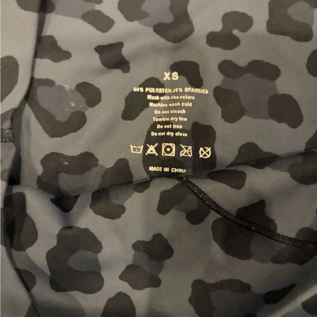 Black Leopard Print Leggings Size XS - Image 2