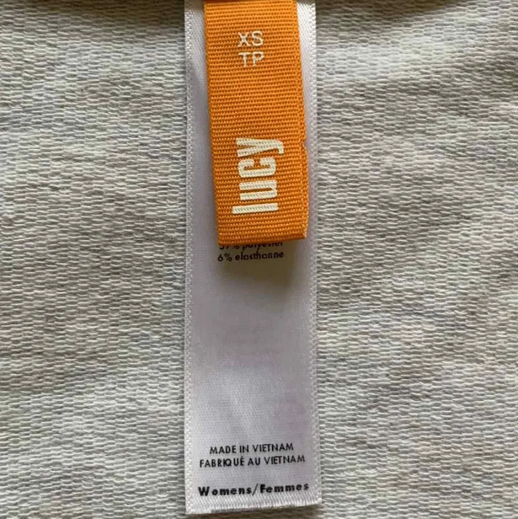 ​Lucy Women's XS Full - Image 8