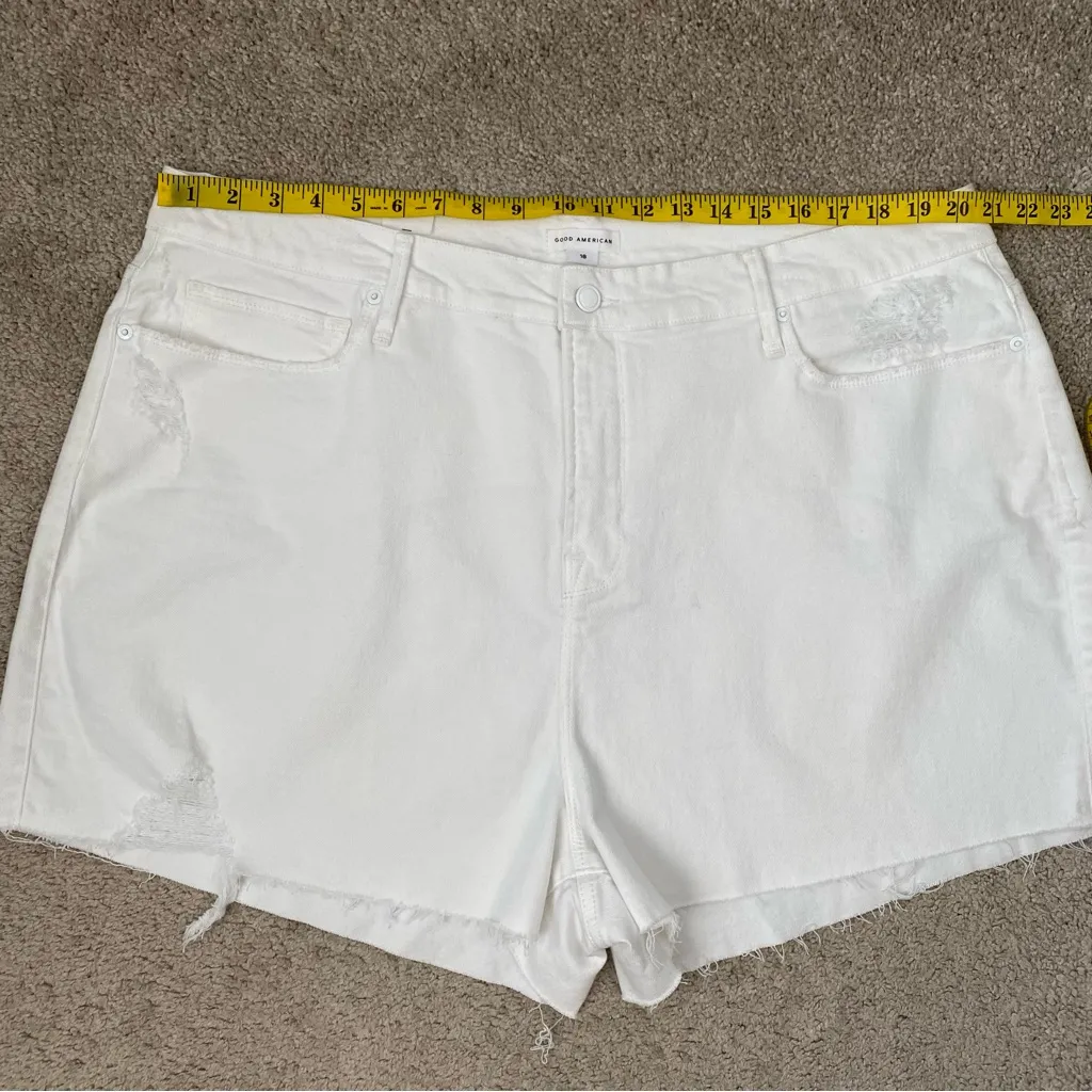 Good American Good‎ 90s Short White 18 - Image 7