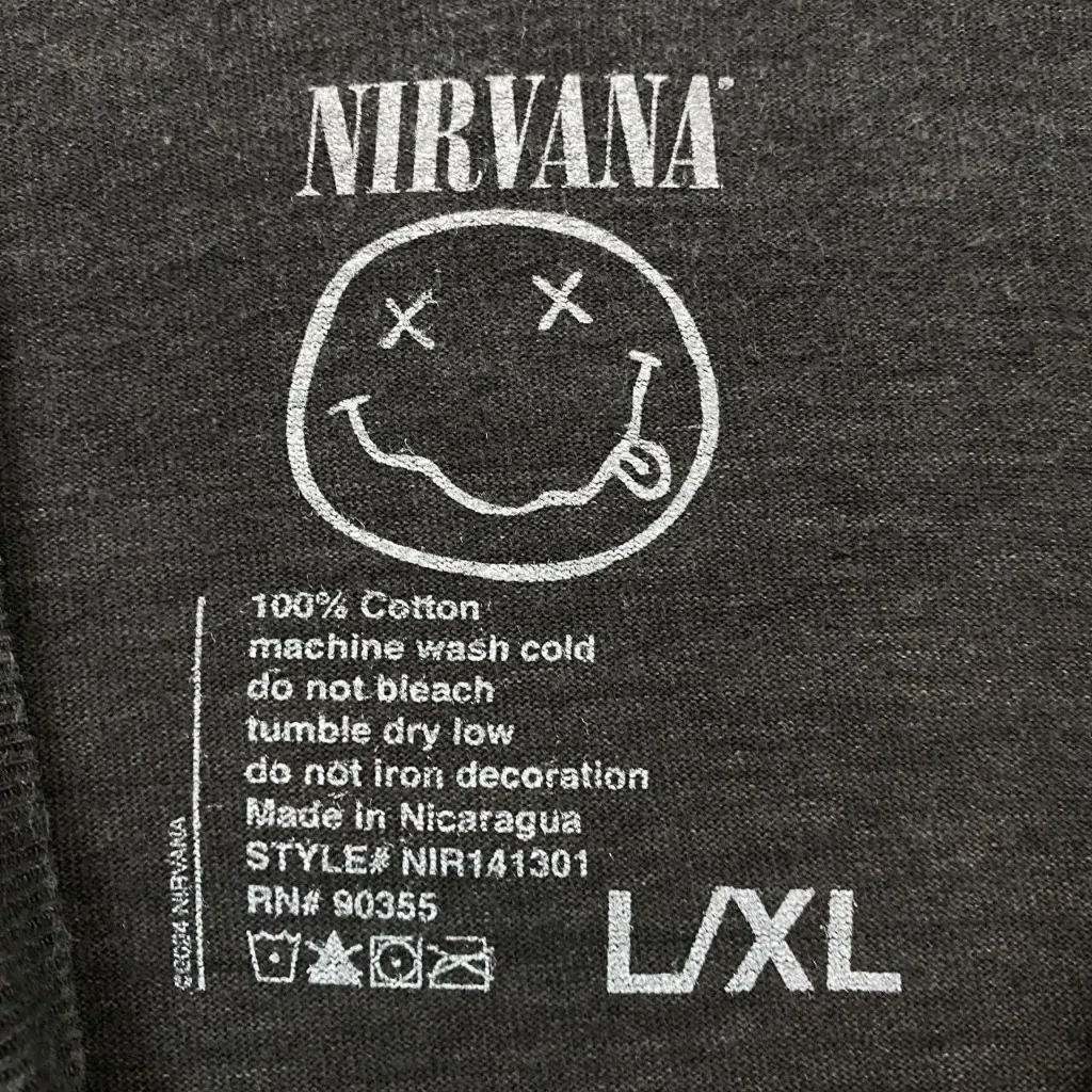 Nirvana T-Shirt – Size L/XL – Classic Rock Band Graphic Tee - Image 4