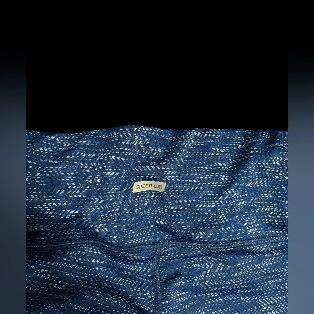 Cascade Sports Performance blue and white leggings. EUC. - Image 4