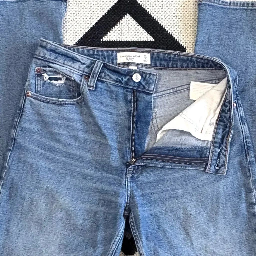 A&F The Skinny High Rise Split Hem Curve Love Medium Wash Jeans Size 27 Short - Image 10