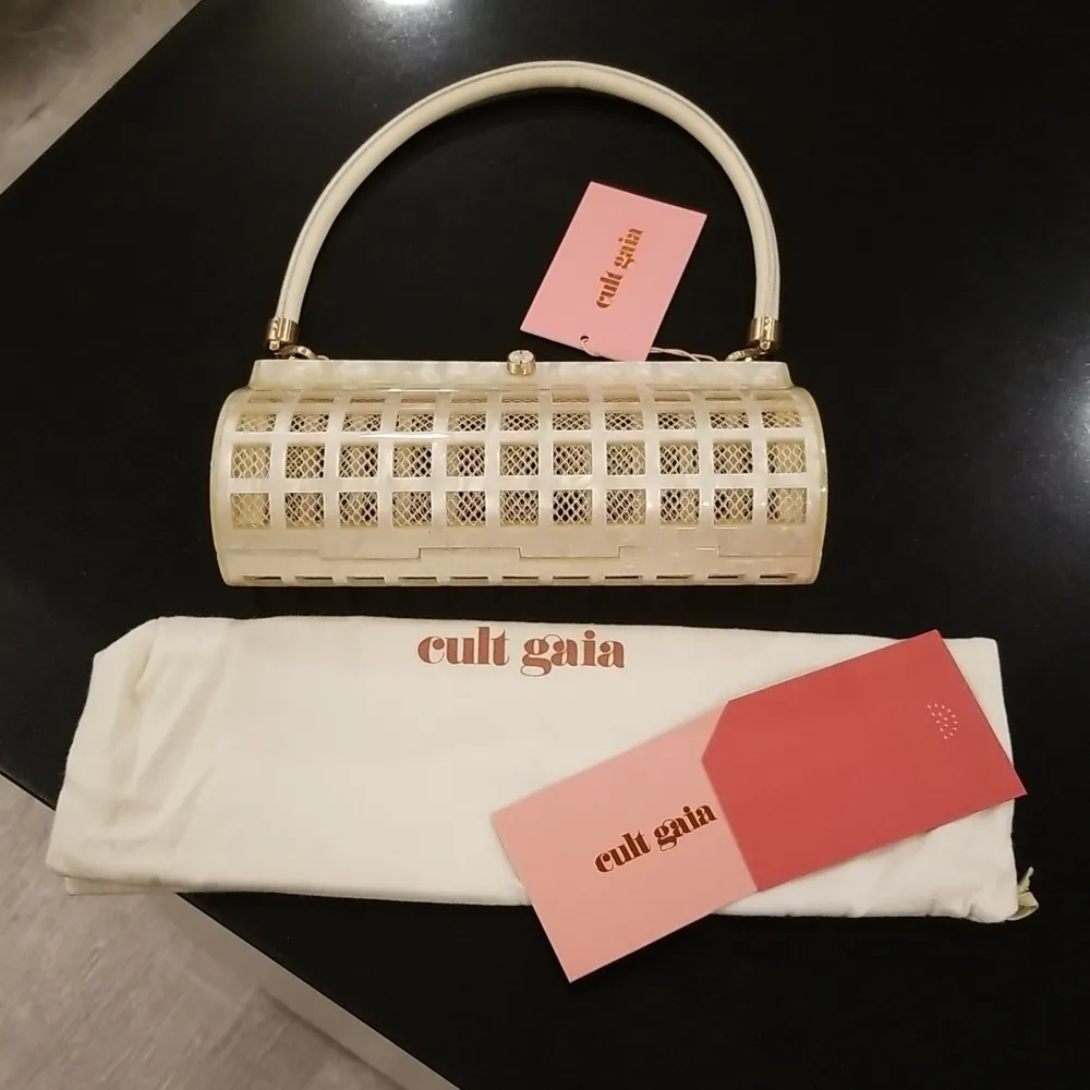 💕CULT GAIA💕 Alana Acrylic Shoulder Bag ~ Ivory NWT - Image 9