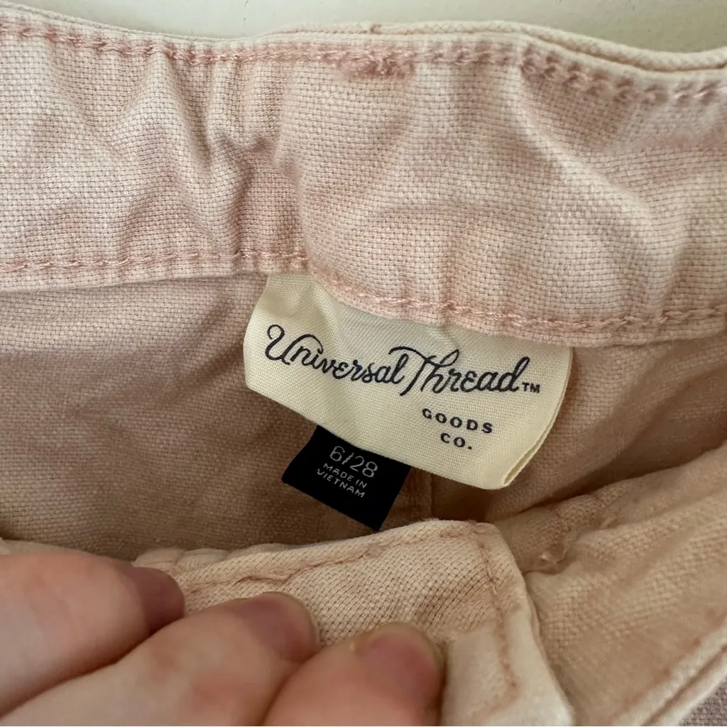Universal Thread Cropped Wide Leg Light Pink Jeans Size 6 Women's - Image 5