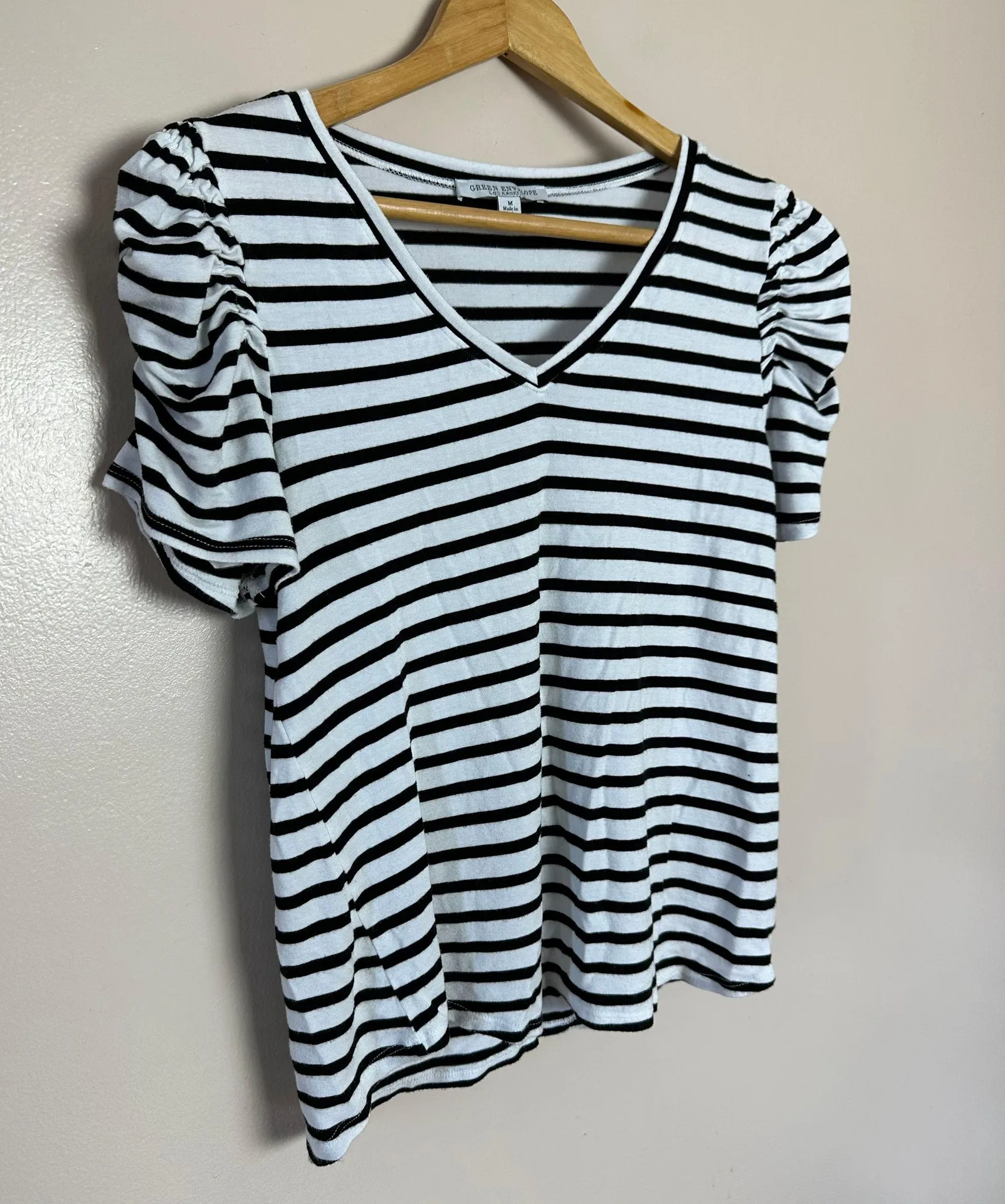 Green Envelope LA Black Striped Green Envelope Cropped Top Size M EUC - Image 3