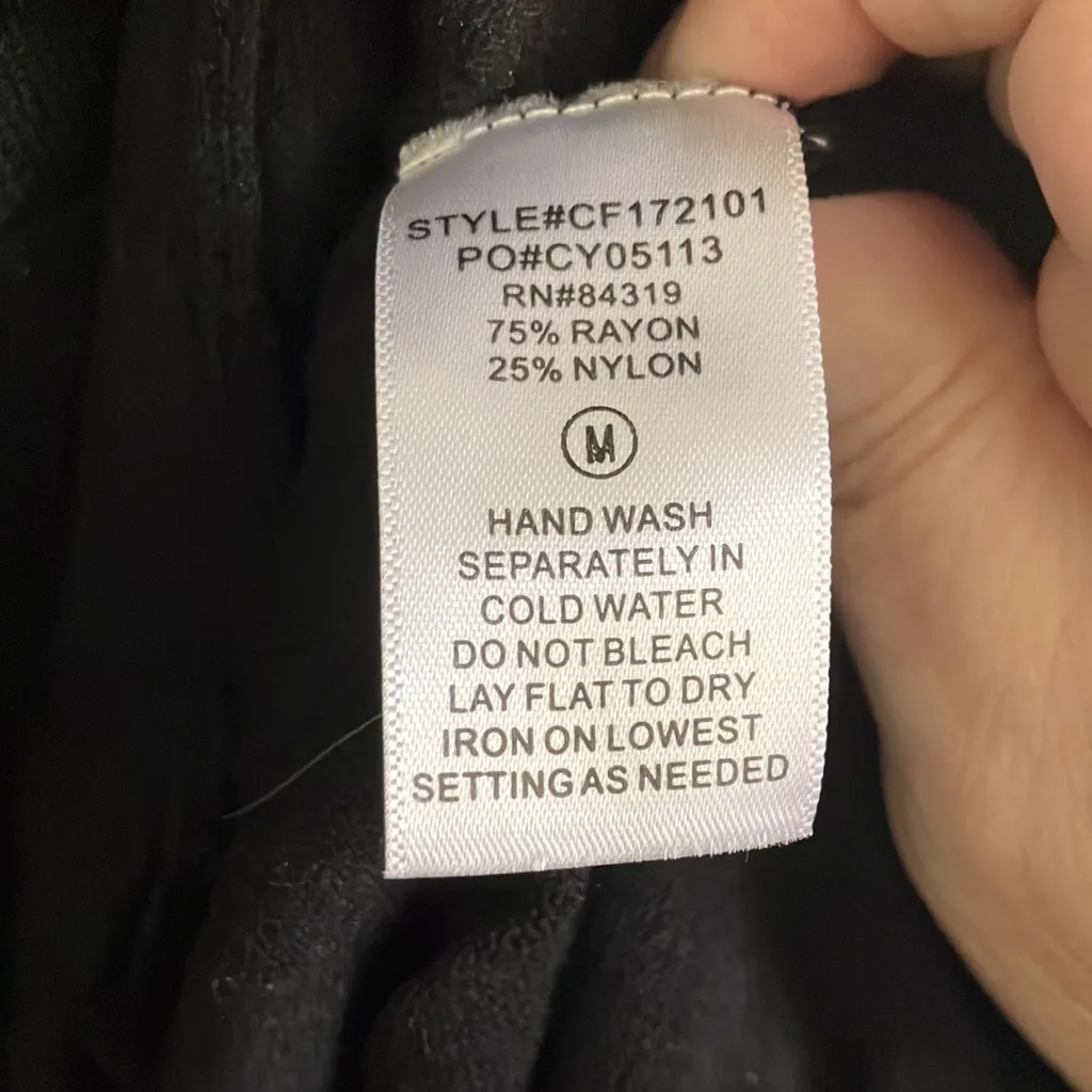 FINAL MARKDOWN Cyrus open front hooded vest medium - Image 4