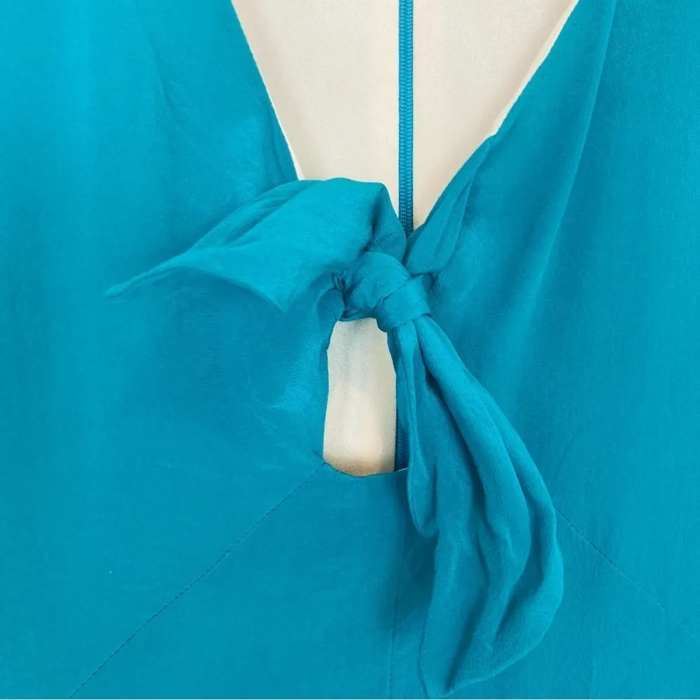 Lavender Brown teal colored 90s style silk mini dress with keyhole detail. Est S - Image 3