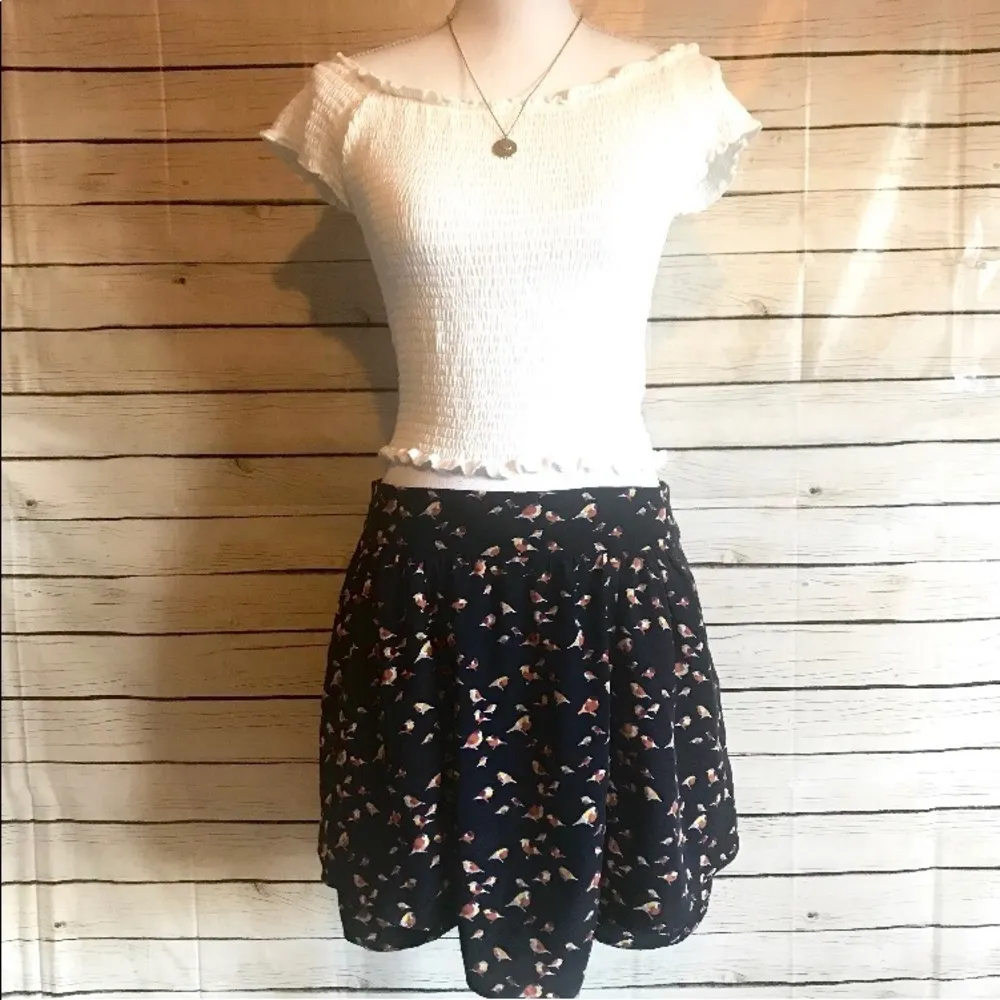 GAP Bird Print Skirt With Pockets Size 2 - Image 2