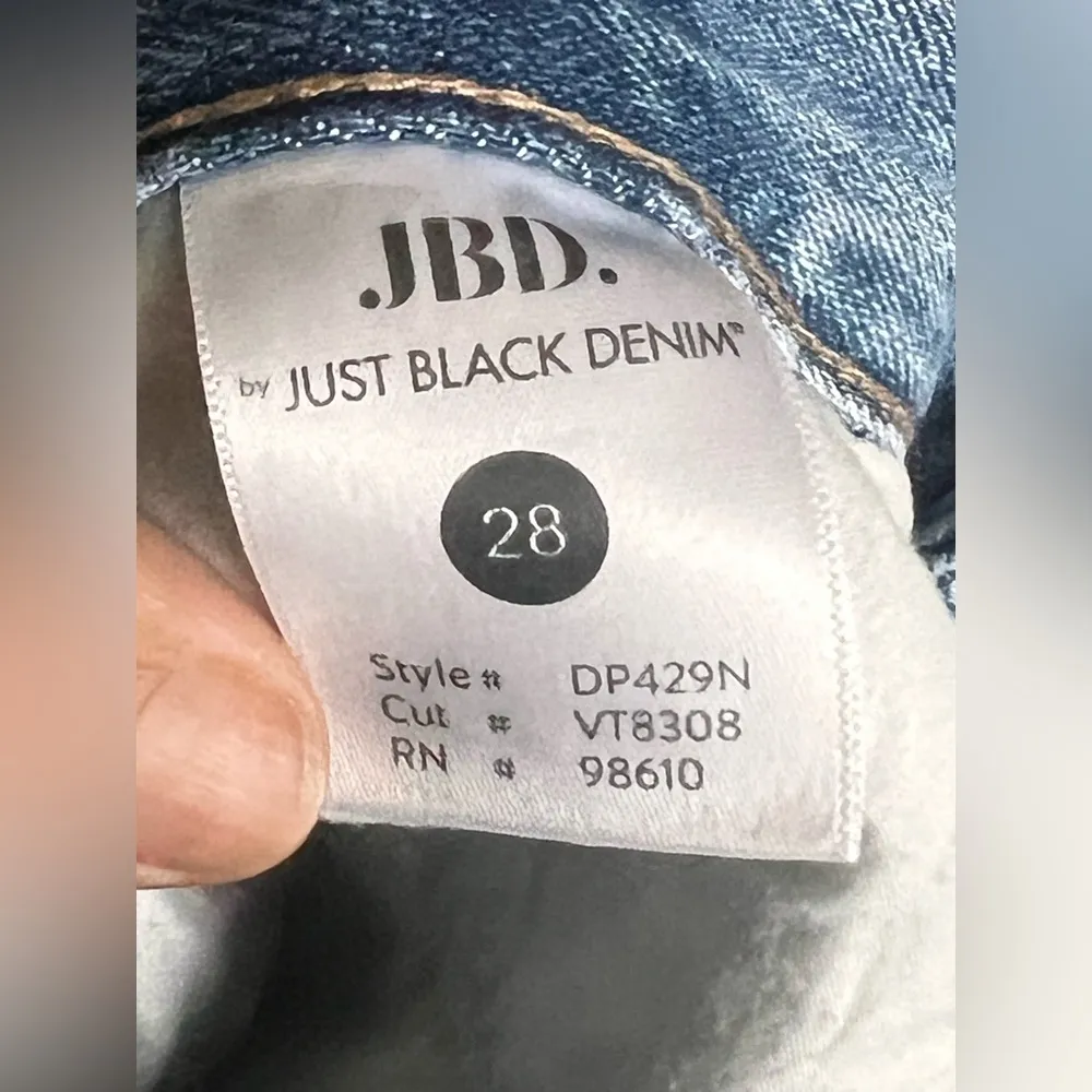 JBD Boyfriend Style  Ripped Jeans - Image 9