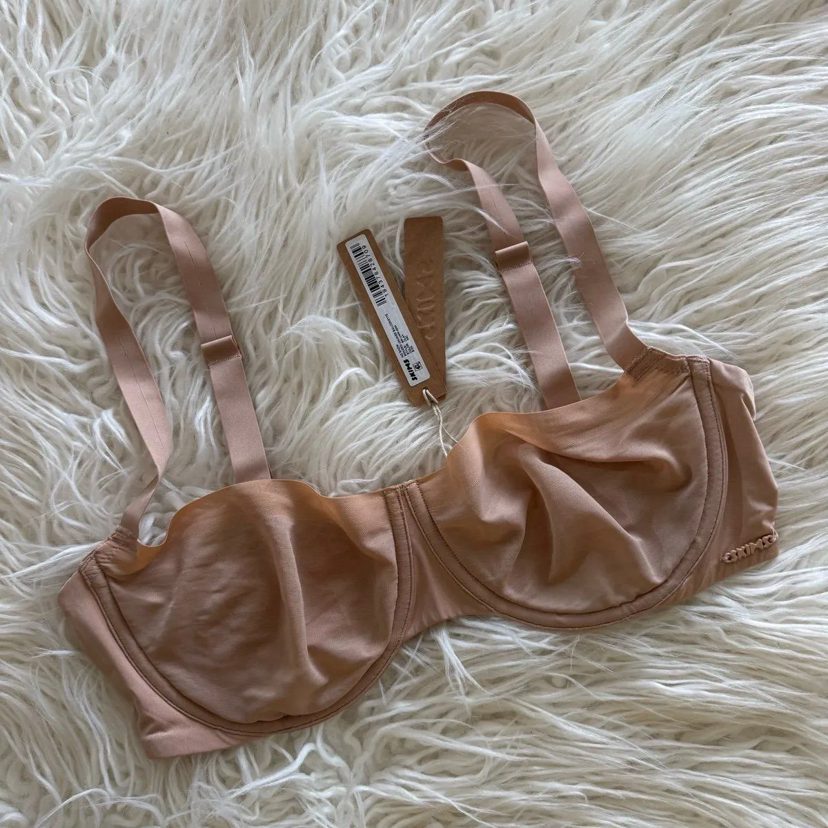 Skims No Show Molded Unlined Balconette Bra Size Clay 34C - Image 2