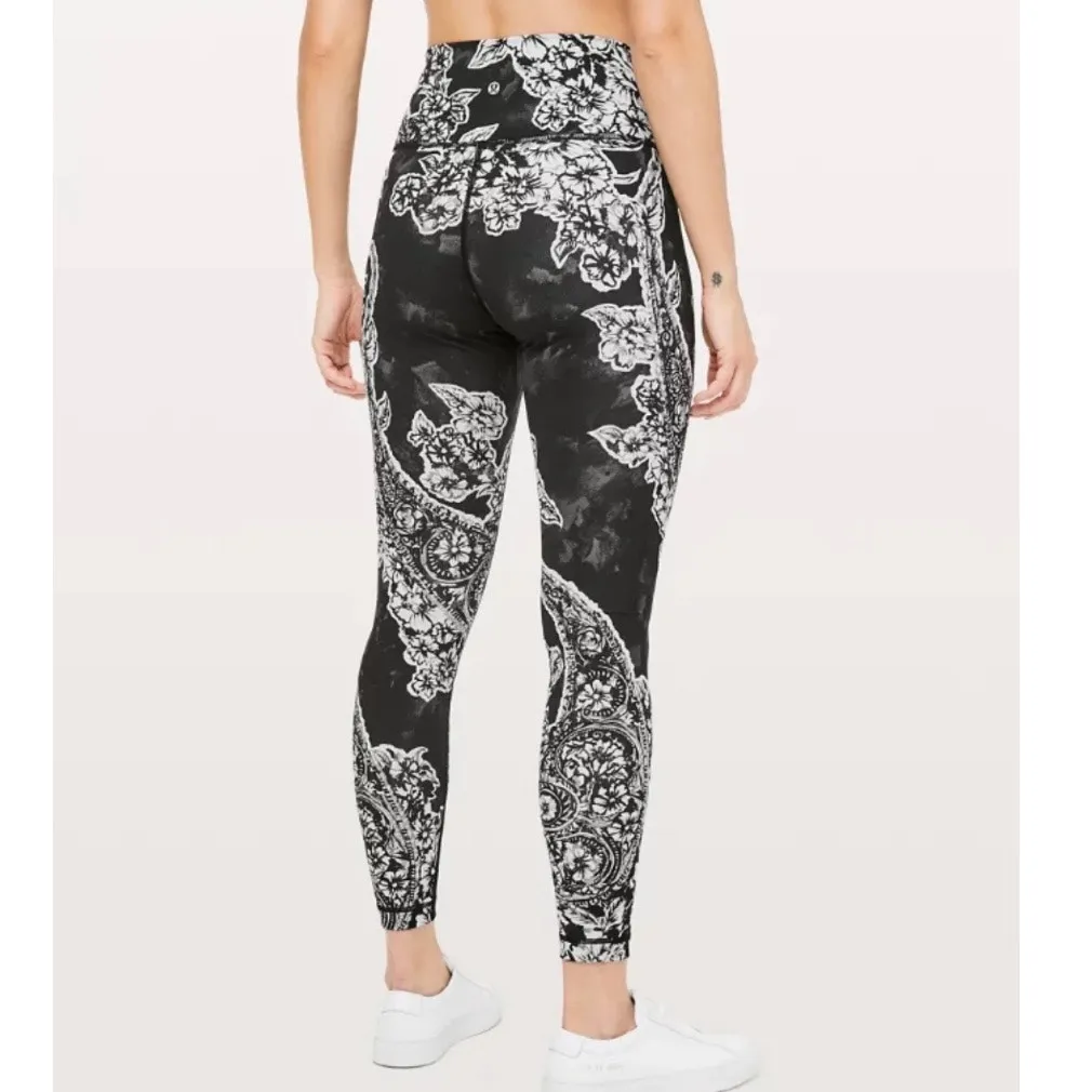 LULULEMON ATHLETICA | Wunder Under High-Rise Tight Painted Paisley Lace | Size 8 - Image 2
