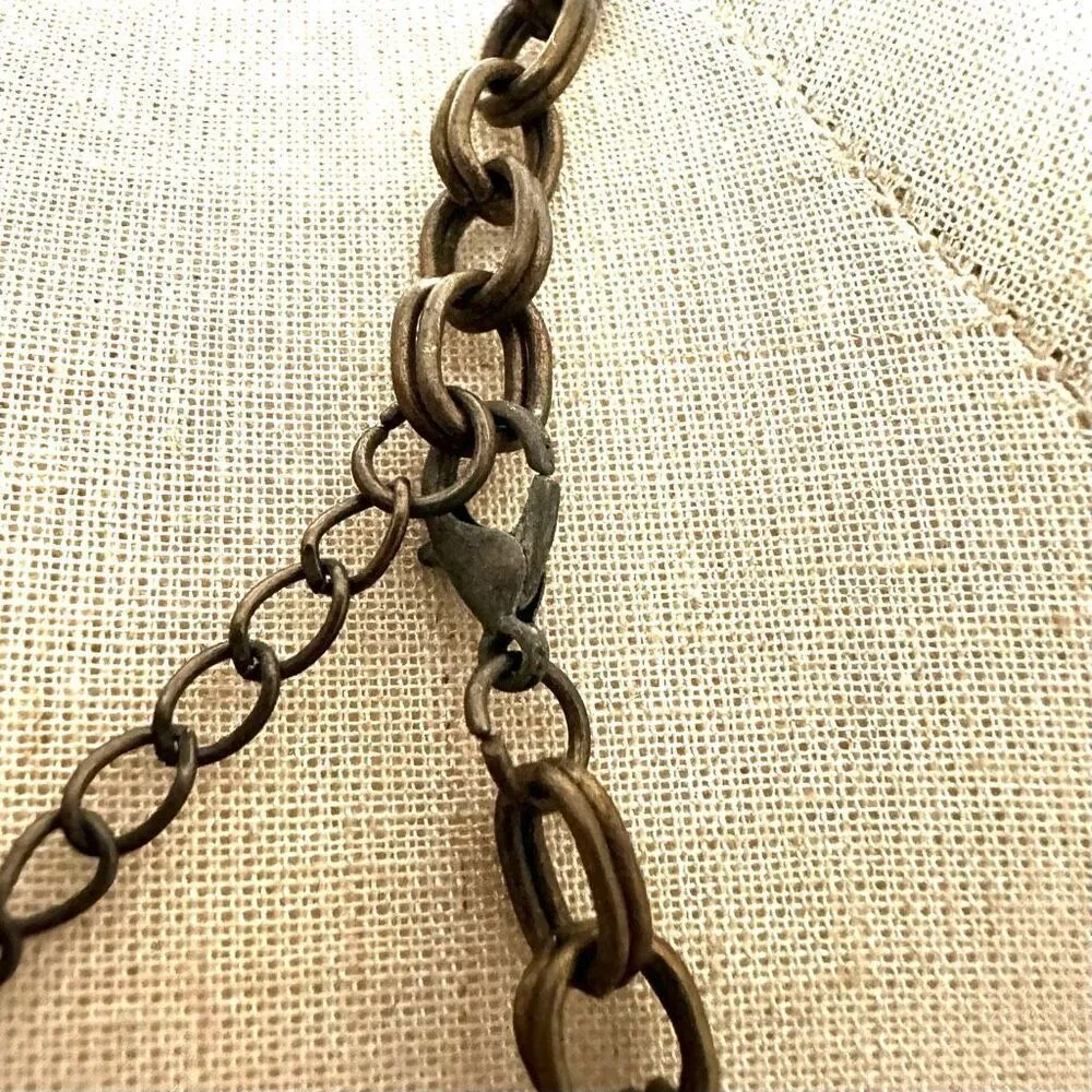 Howlite cluster brass tone necklace Blue - Image 7