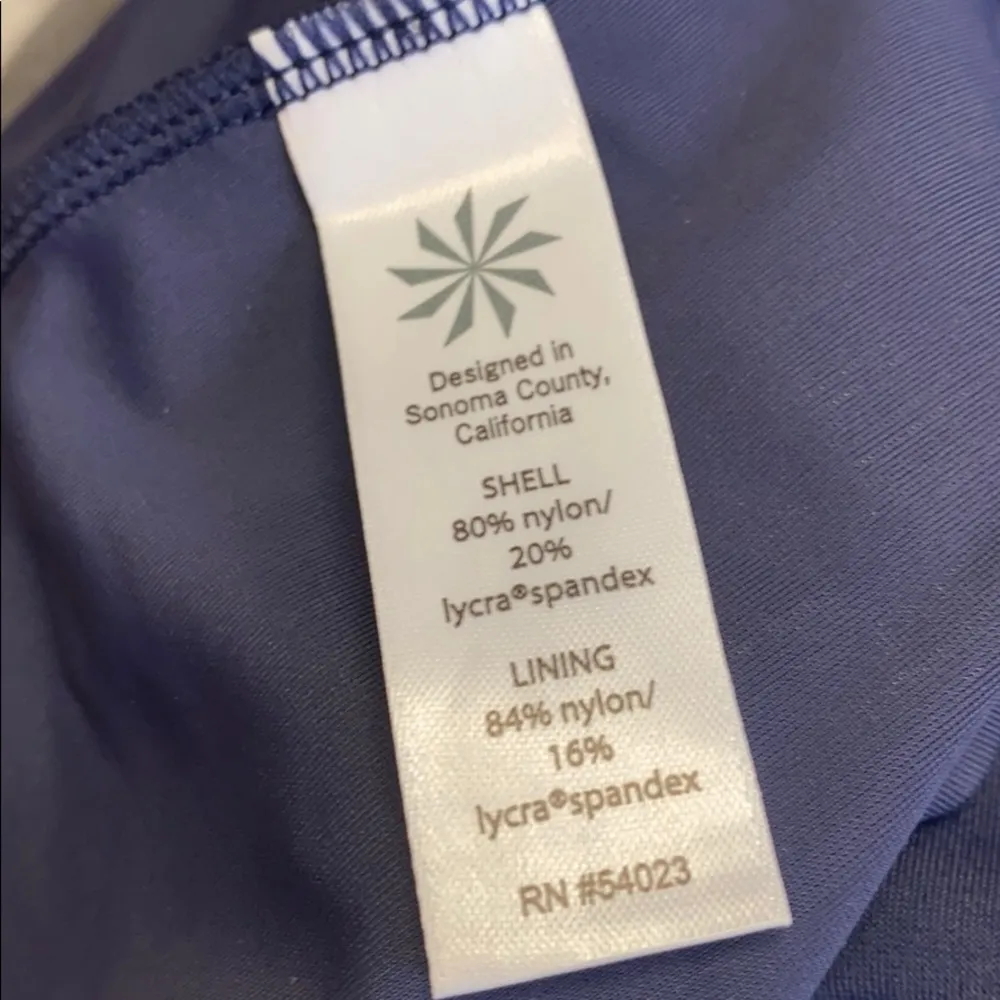 ATHLETA Tankini Top Navy Twister Swimsuit Swim Tank 32B/C 32B 32C Tall New - Image 6