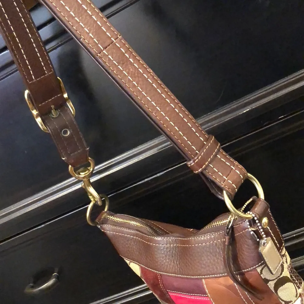 COACH Patchwork Madras Crossbody Shoulder Bag Adjustable Strap Vintage Duffle - Image 7