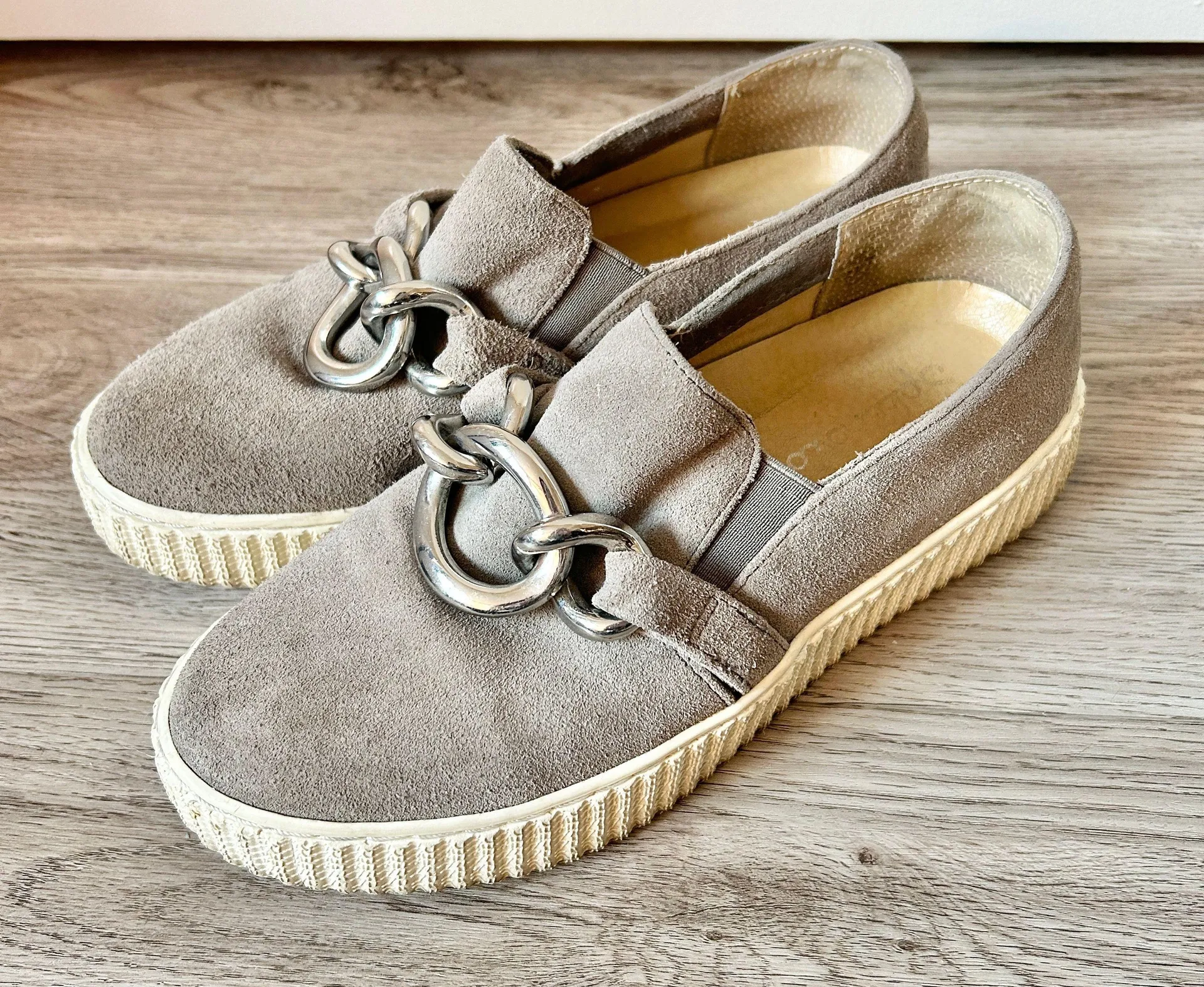 Splendid Roberta Suede Chain Sneaker Size 7 - Image 4