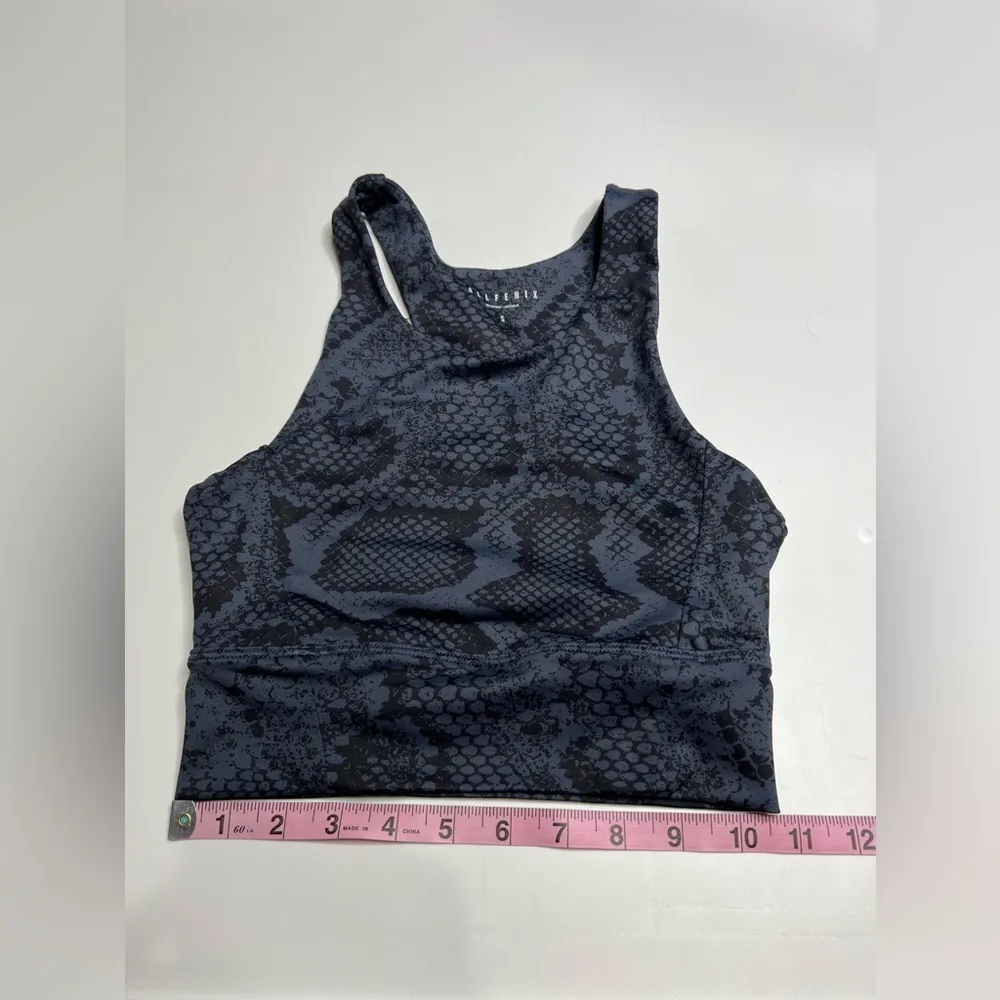 Anthropologie allfenix snake skin print sports bra small - Image 10