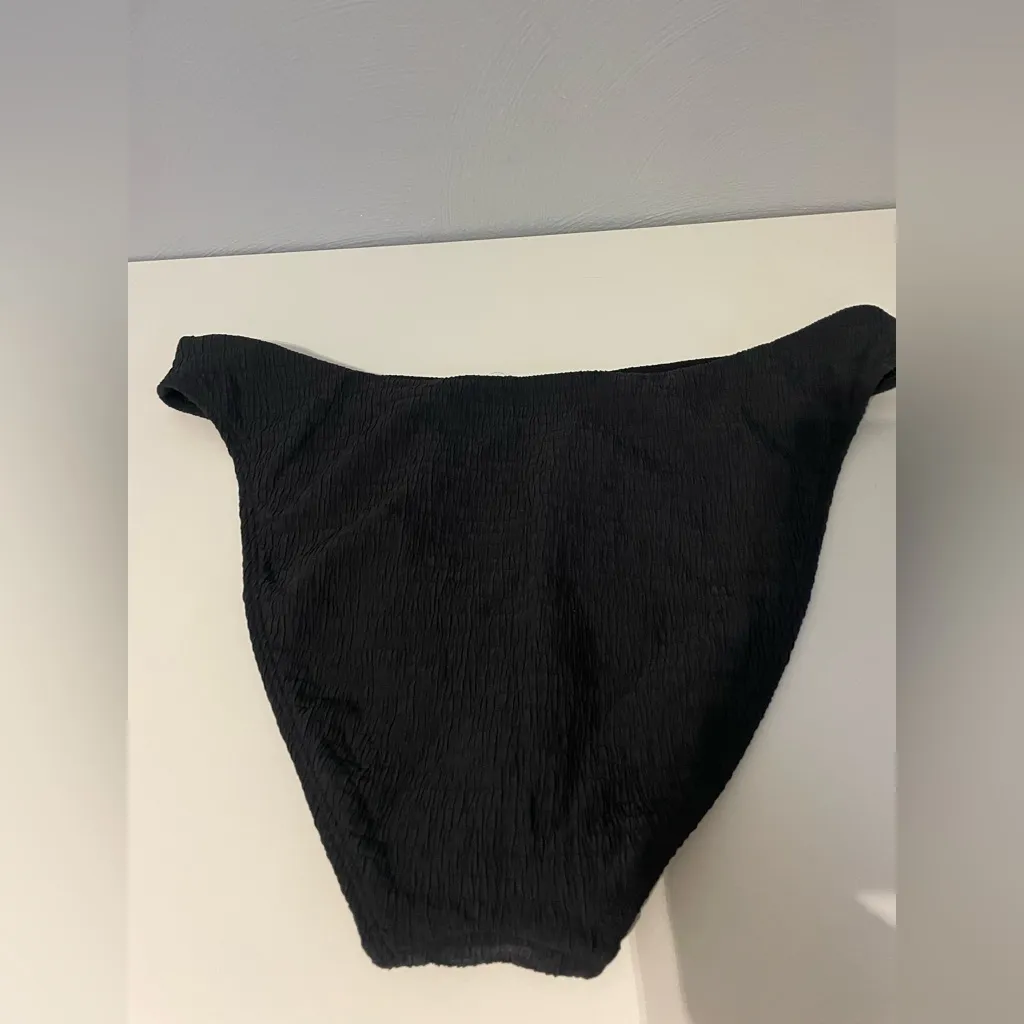 Abercrombie & Fitch high-waist, high-leg cheeky bikini bottom - Image 4