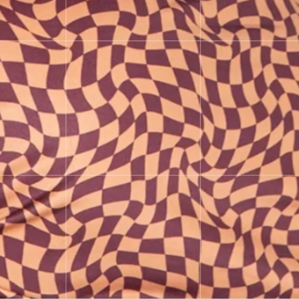 NWT PRINCESS POLLY- size 4 SWIRL WRAP MINI SKIR - Image 4