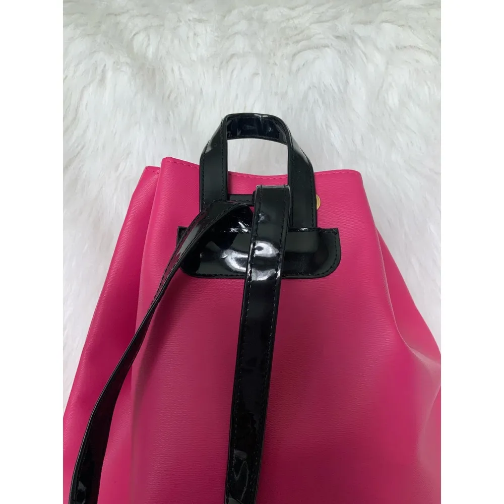 Juicy Couture Pink Black Faux Leather Bucket Drawstring Backpack Gold Accent Y2K - Image 4