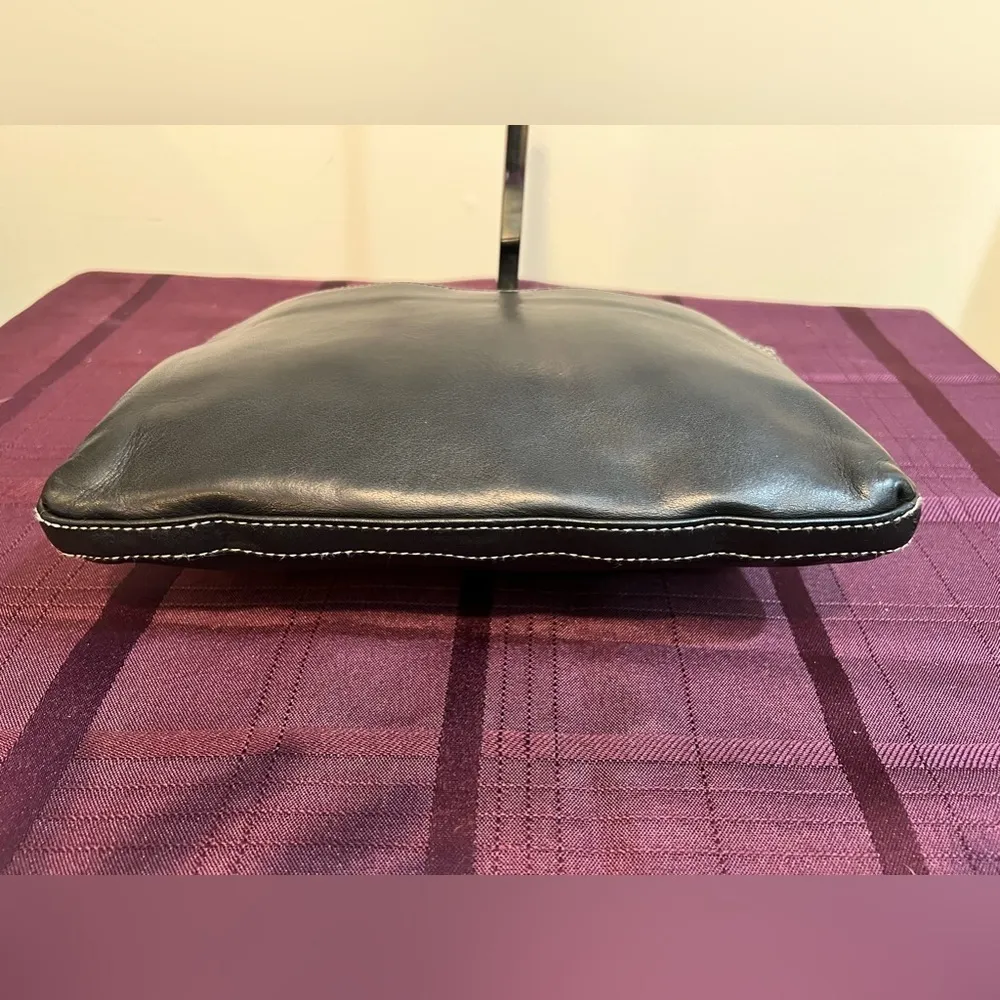 Perlina Black Leather Shoulder Bag - Image 3