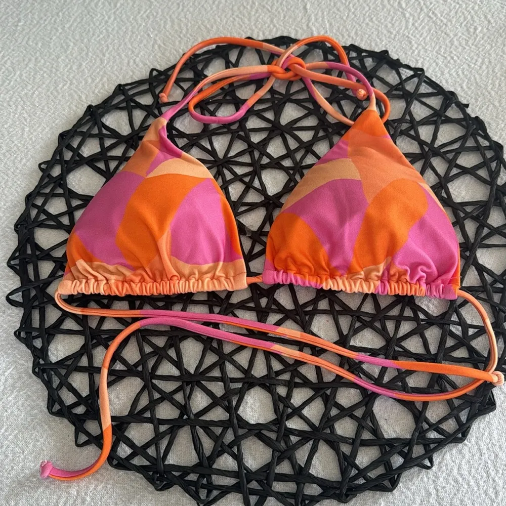 VIX Martinican Tri Top, Size Medium, $98 Pink - Image 5