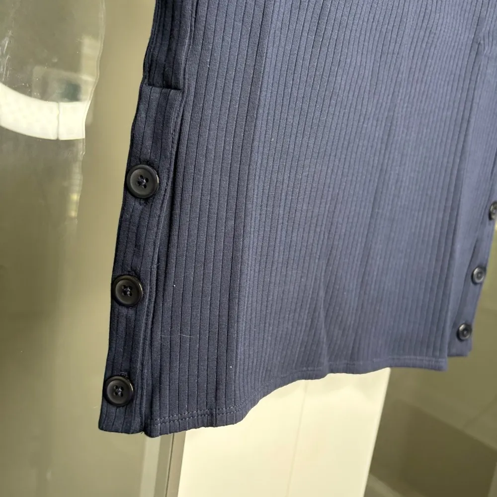 NWT J. Crew Premium Rib Side-button Top Tank Navy Blue - Image 4