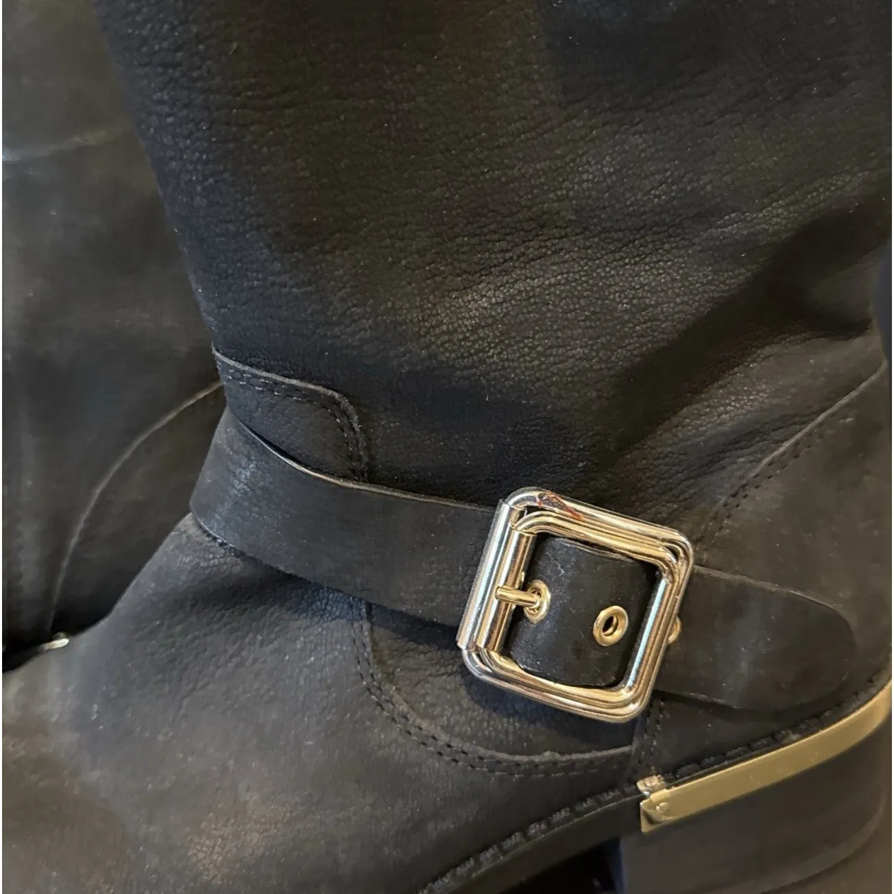 Vince Camuto Womens 8.5 Windy Moto Boots Black‎ Leather Gold Buckles Mid Calf - Image 2