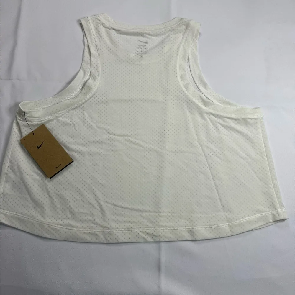 Nike White Boxy Relaxed Tank‎ Top - Image 5
