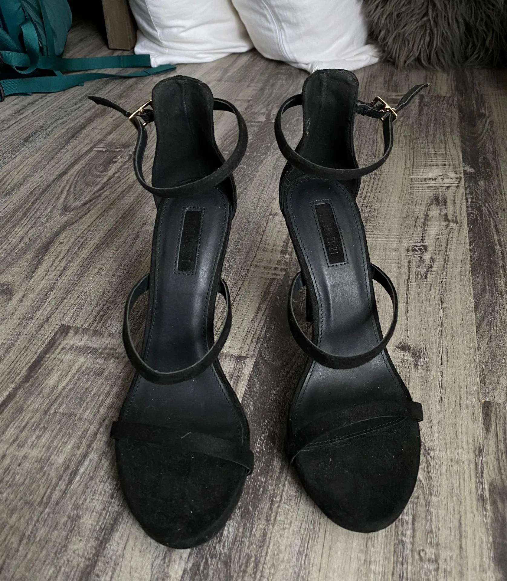 3 Strap Black Heels - Image 2