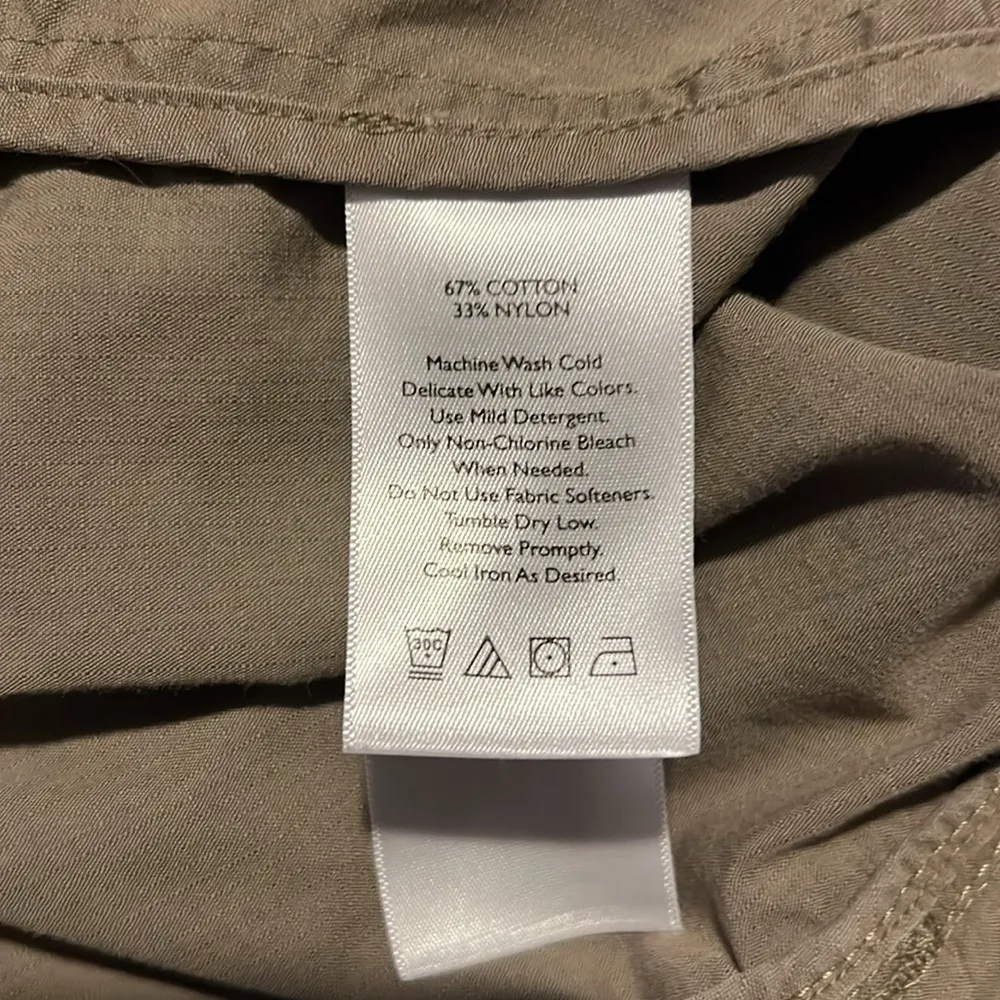 Eddie Bauer Women’s Lightweight Khaki Zip Up Jacket G2 - Image 4