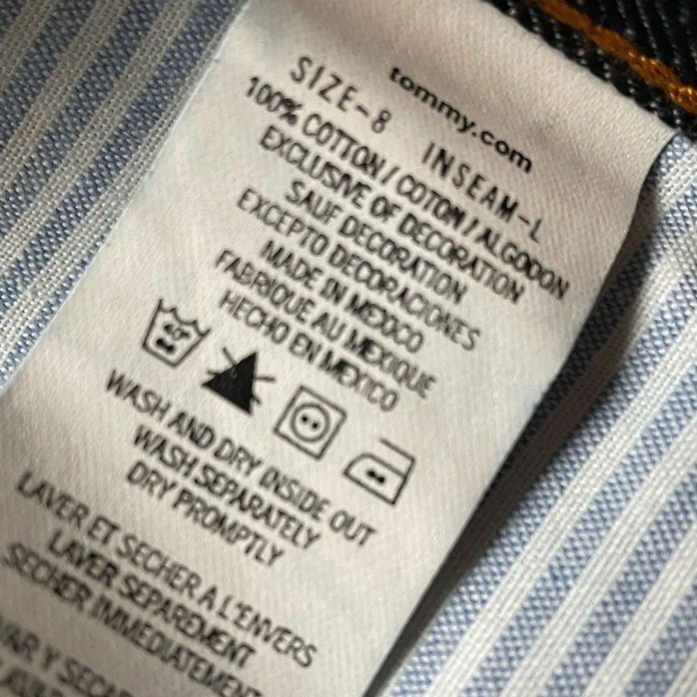 Tommy Hilfiger High Rise Straight fit Leg Dark Wash Like New Denim Jean size 8 - Image 7